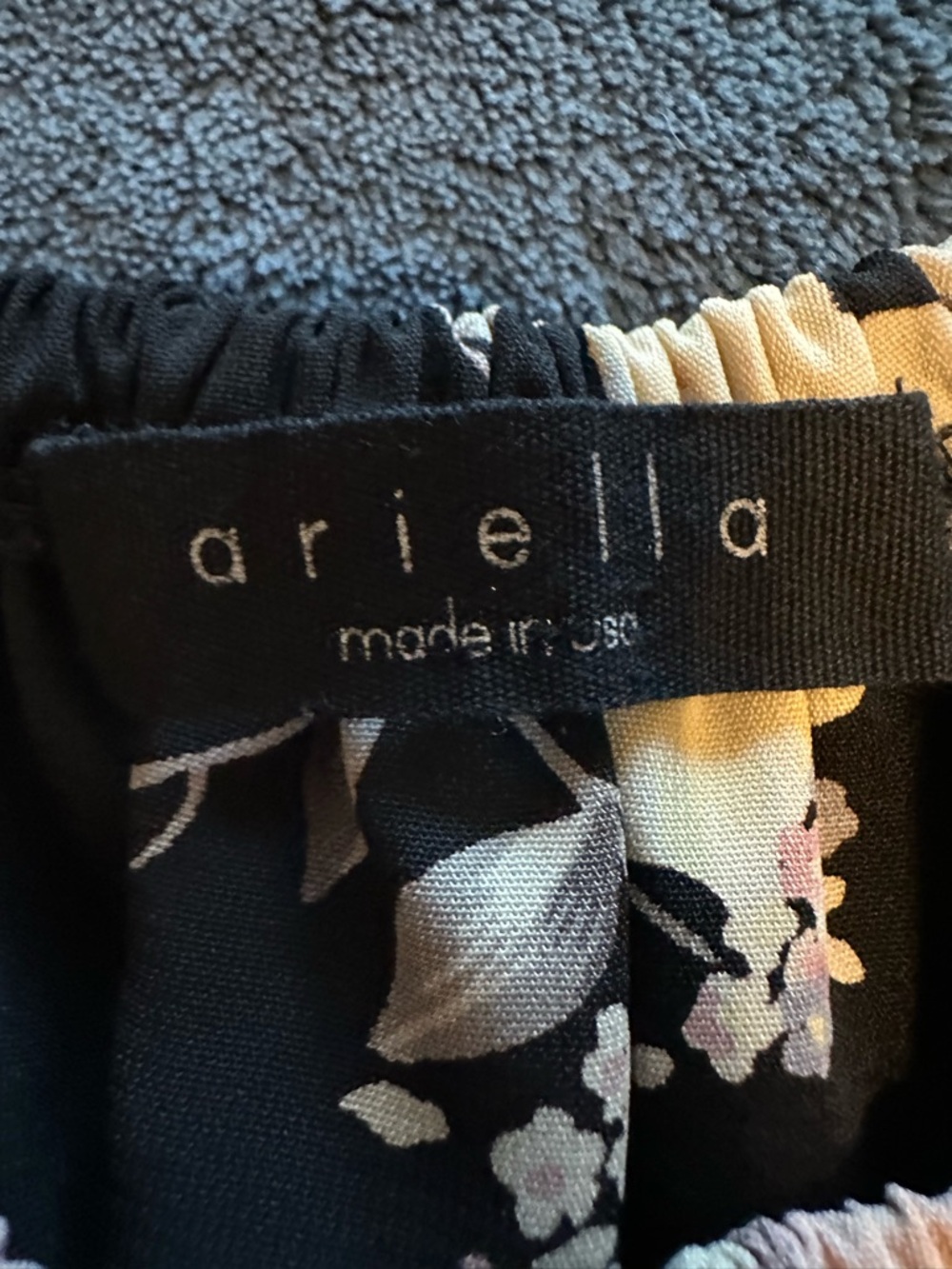 Ariella Black Off-Shoulder Floral Blouse with Bell Sleeves - Picture 3 of 4